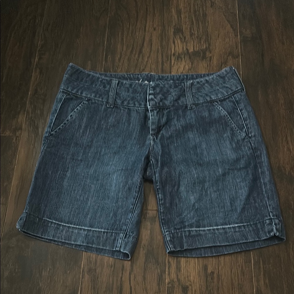 American Eagle Dark Blue Denim Shorts size 6